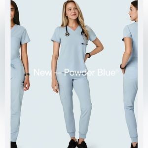 Mandala Scrub Set - One Pocket Top and 9 Pocket Joggers (Powder Blue, Size XL)